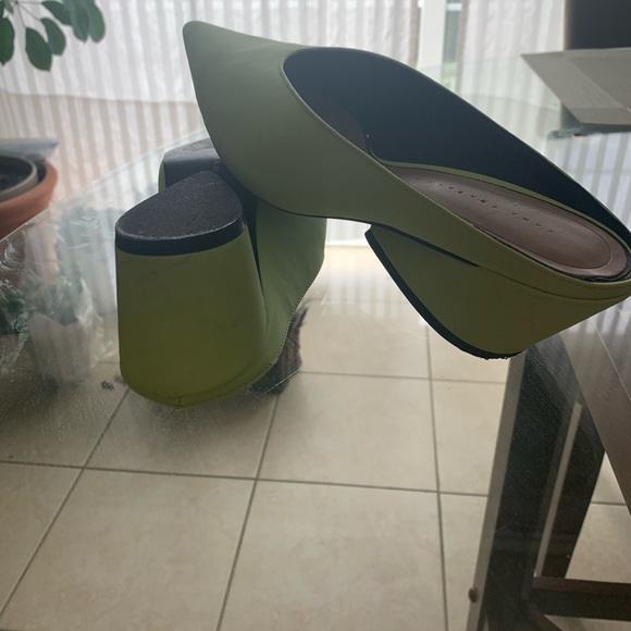 Zara Trendy slip on Sz 7 - Picture 9 of 9